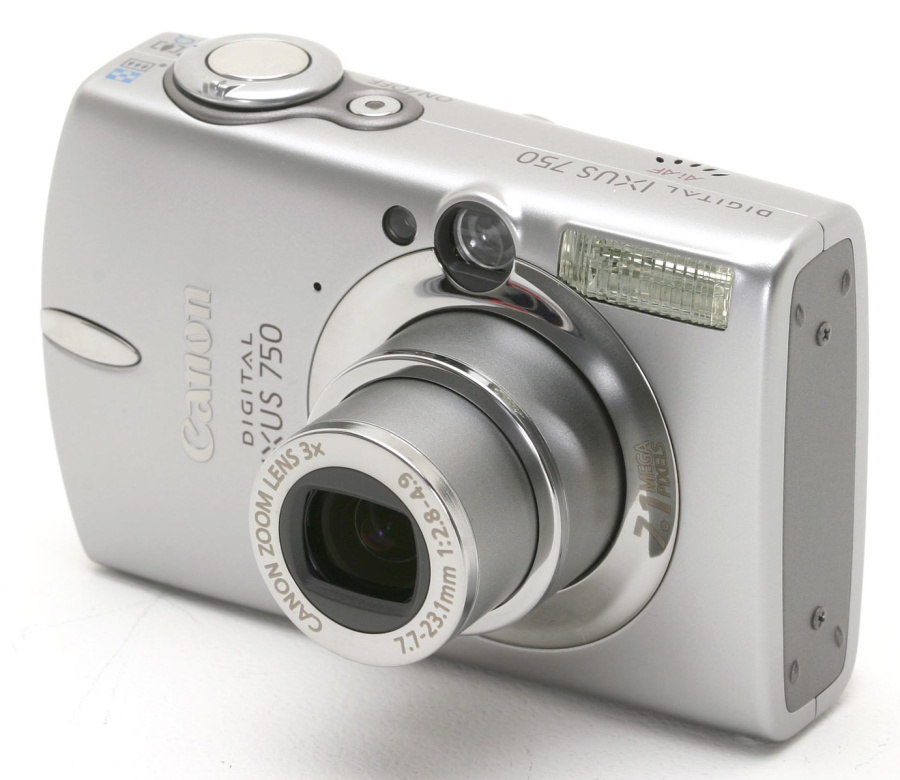Уцененный товар цифровой фотоаппарат Canon Digital IXUS 750 (7.1 Mpx) (Б/У,царапины на экране,нет AV,без упаковки)